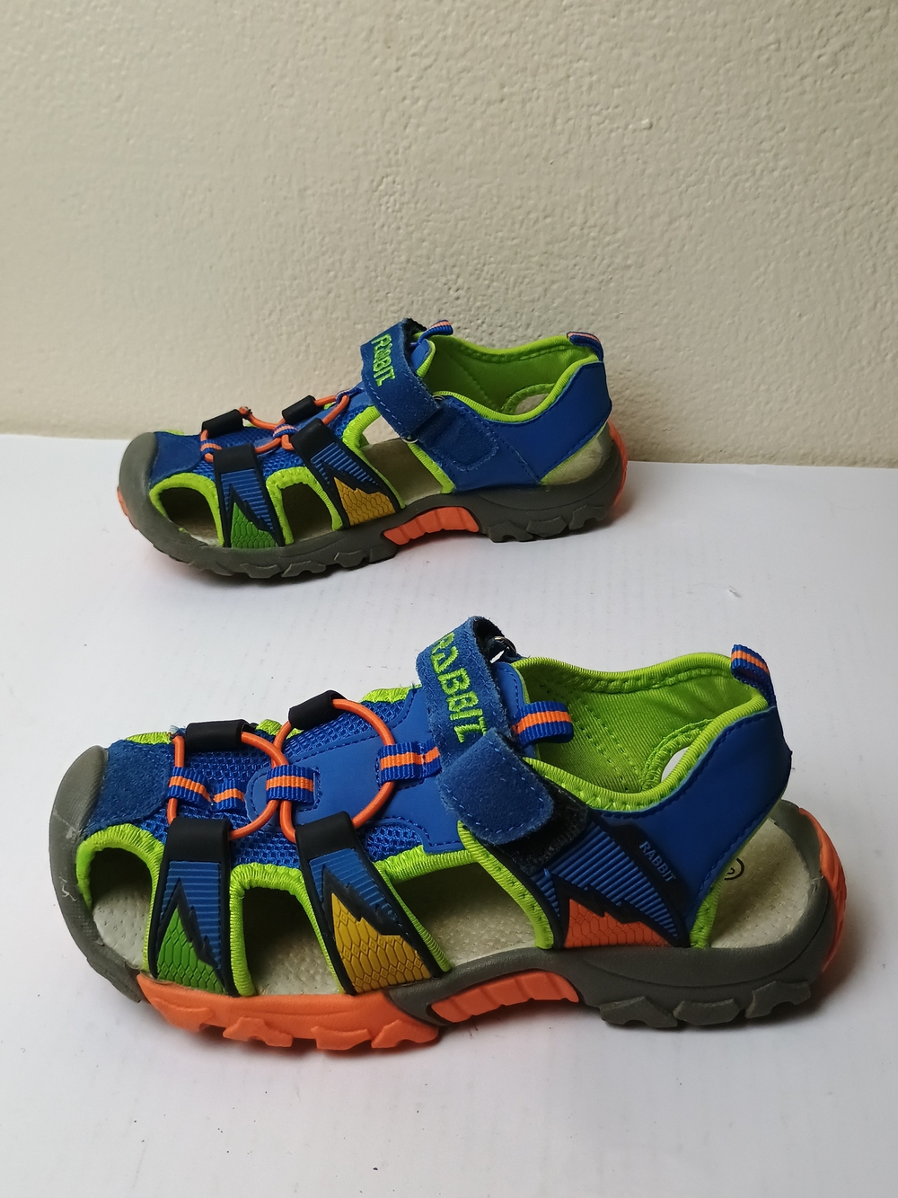 Rabbit Anti Collision Closed Toe Athletic Beach Sandals Little Boy 1.5/33 Unisex